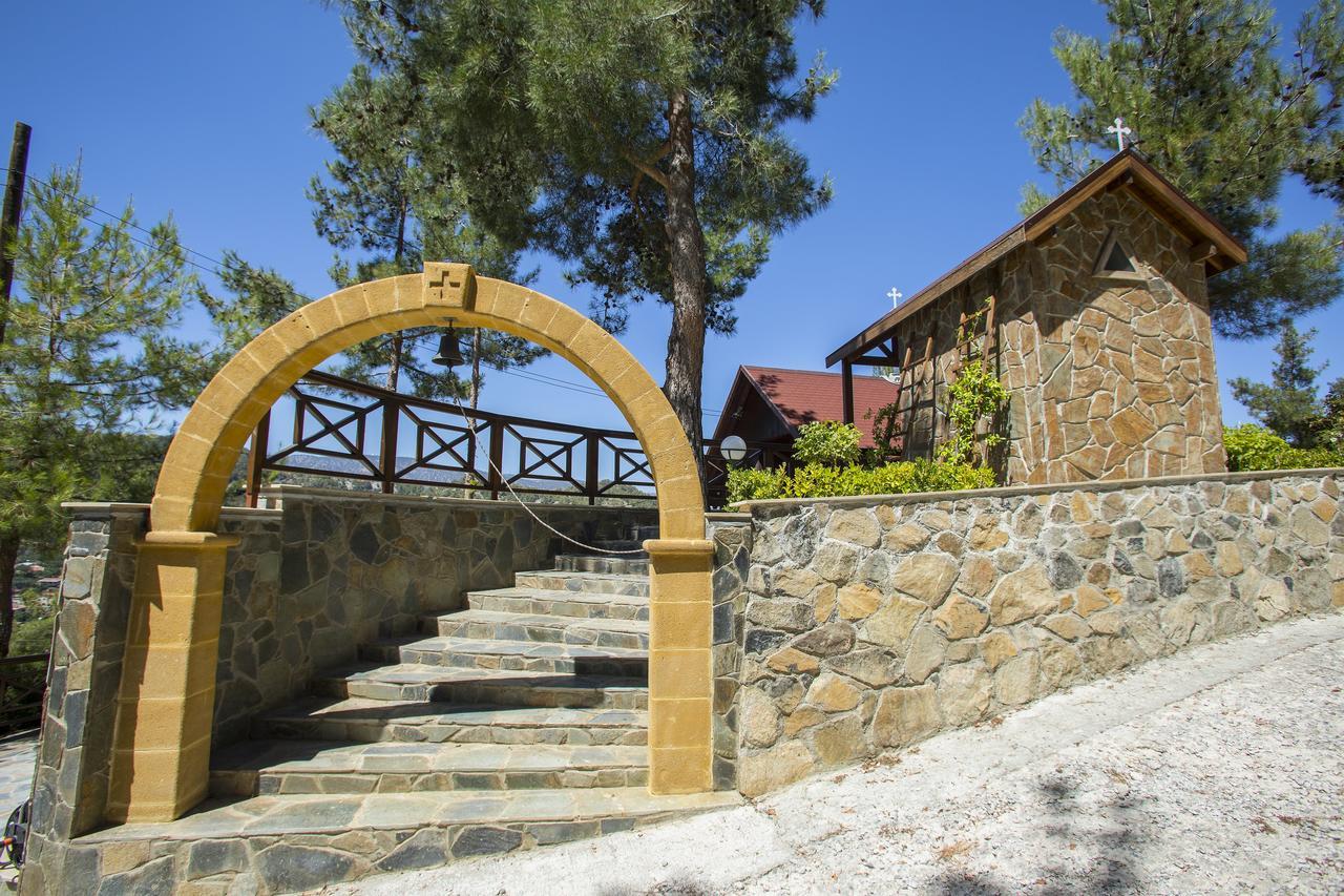 Villa Ricky Chalet Near Troodos à Spilia Extérieur photo